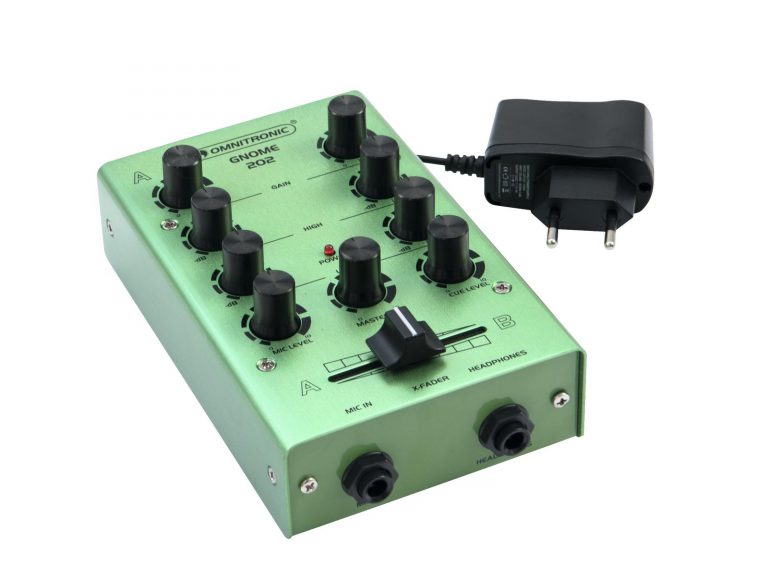 OMNITRONIC GNOME-202 Mini Mixer green