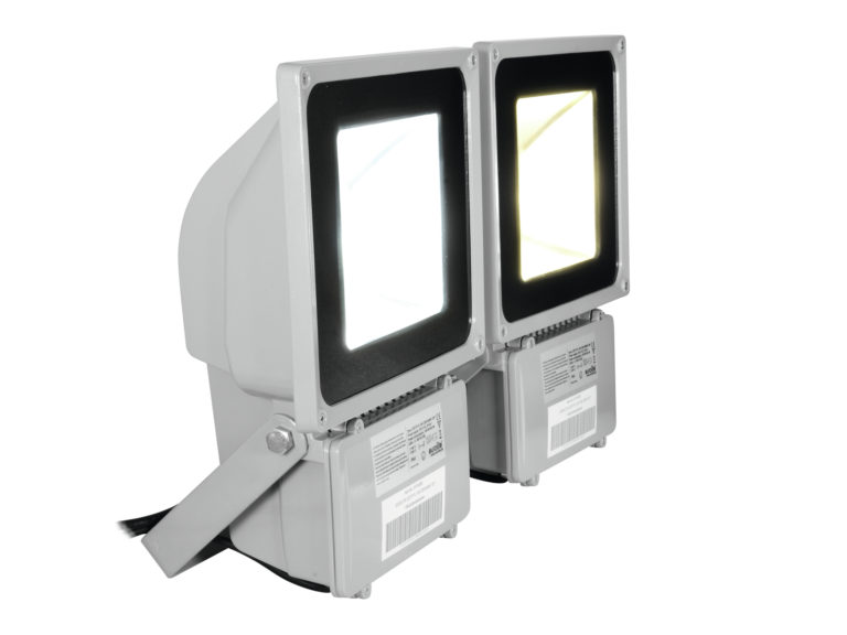 EUROLITE LED IP FL-100 COB 3000K 120°